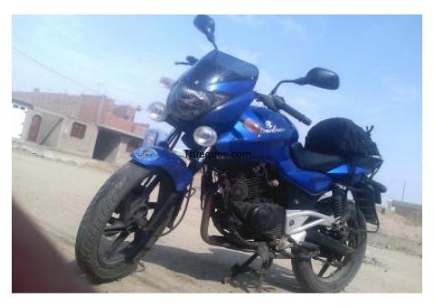 Moto - pulsar 200 - vendo o cambio valor s/.5000