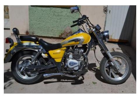 Moto chopper midnight 150cc jalando al cien