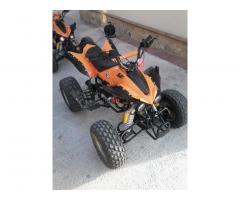 Quad a cambie de reparacion de coche - 1/1