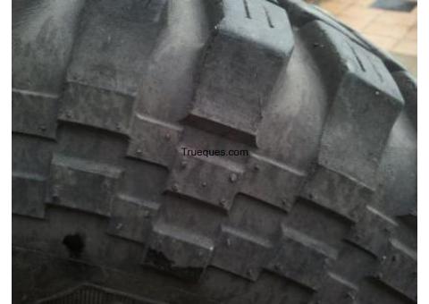 Ruedas y llantas 4x4 235/75 r15