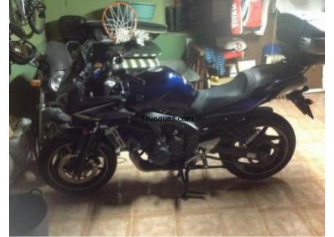 Se trueca yamaha fz6 año 2009