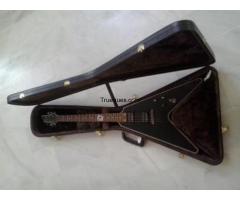 Ofrezco guitarra schecter blackjack v1 por alquiler vacacional en playa o campo - 1/1