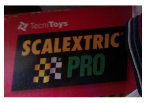 Scalextric pro casi sin usar