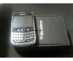 Cambio celular bb9300 excelente estado - 1/1