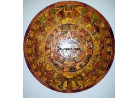 Calendario azteca de marqueteria, de 66 cm de diamaetro