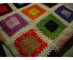 Colcha tejida en crochet multicolor, tamaño matrimonial. - 1/1