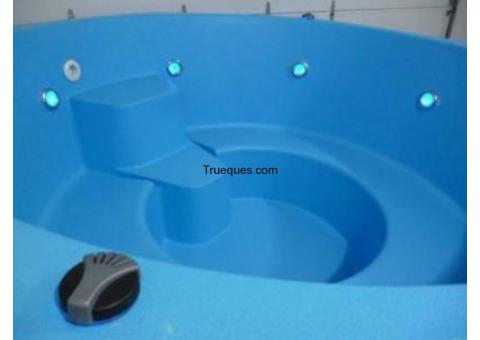 Jacuzzi para 7 a 8 personas