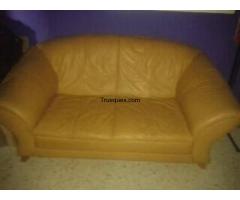 Sofa seminuevo de cuero - 1/1