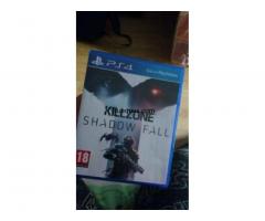 Tengo el killzone shadow fall de la ps4 y lo cambiaria por el assasins creed 4:black flag o fifa 14 - 1/1