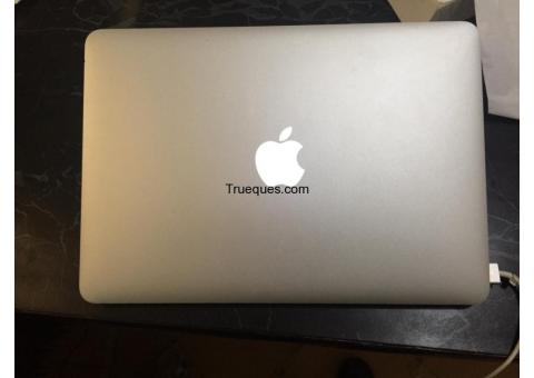 Macbook pro, pantalla retina, disco de 128 en estado solido