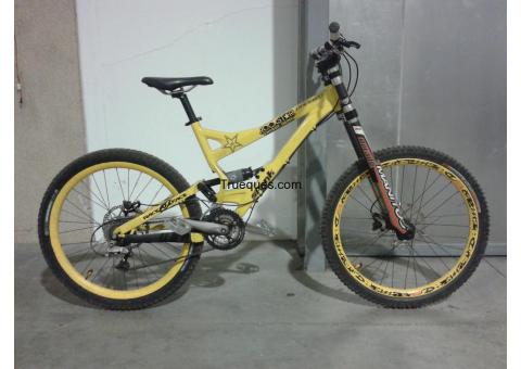 Bicicleta specialized enduro expert