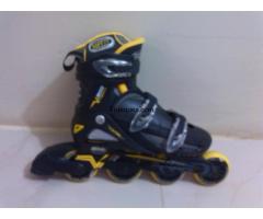 Se vende dos pares de patines en linea roller derby - 1/1