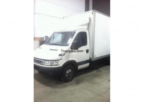 Cambio iveco 35c13 por furgon cerrado