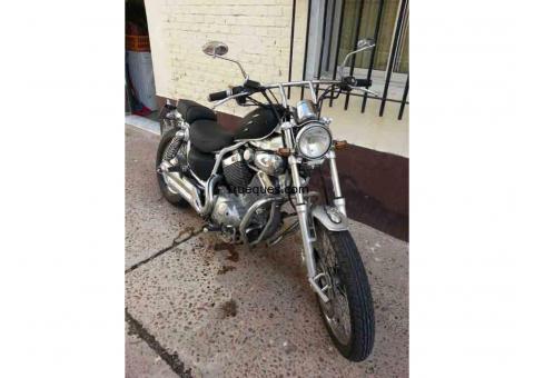 Cambio yamaha virago 535 del año 1991 por algo que me interese, escucho ofertas.