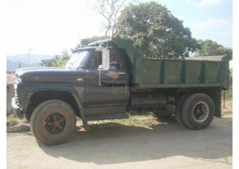 Camion tipo volteo por vehiculo