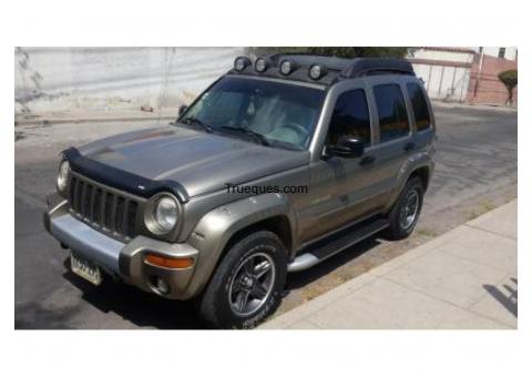 Camioneta jeep liberty renegade 4x4