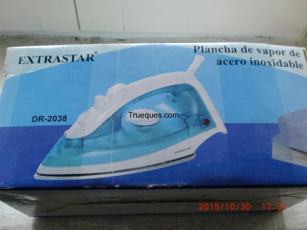 2 maletas de viaje y taladro