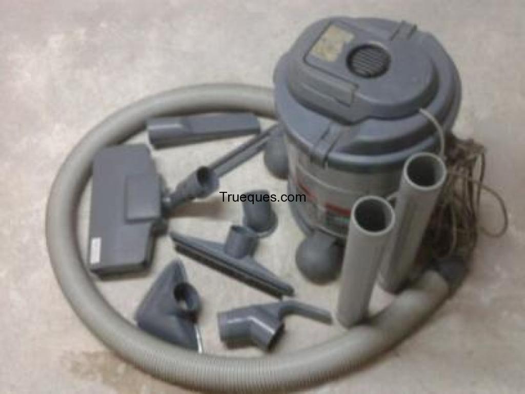 Aspiradora ultracomb 20 lts