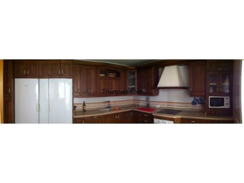 Cocina de roble cambio por coche