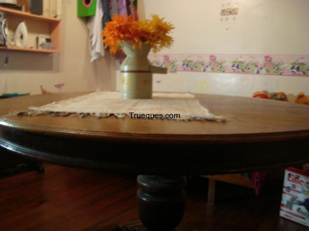 Mesa redonda madera maciza