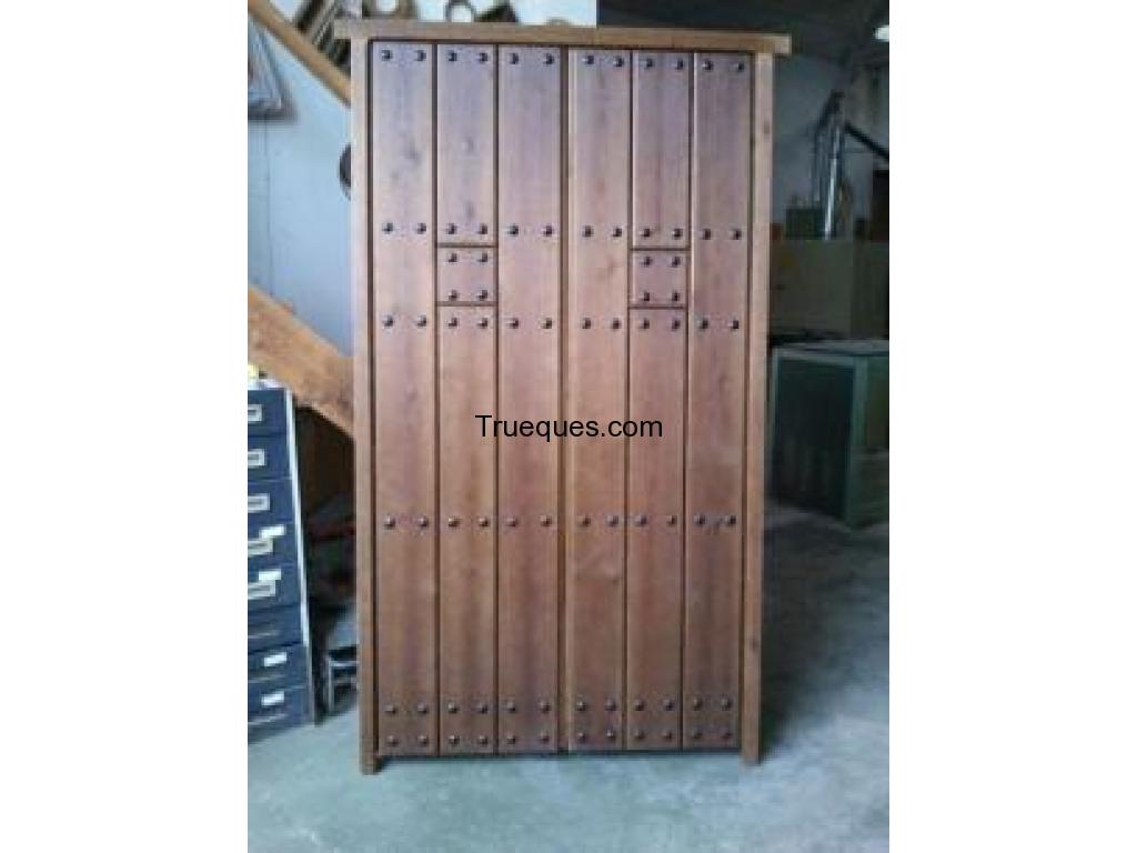 Puerta de calle maciza exterior para casa campo o chalet