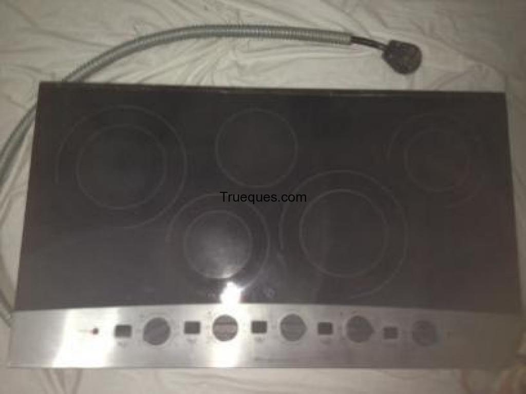 Top de ceramica negro 5 honrnillas frigidaire