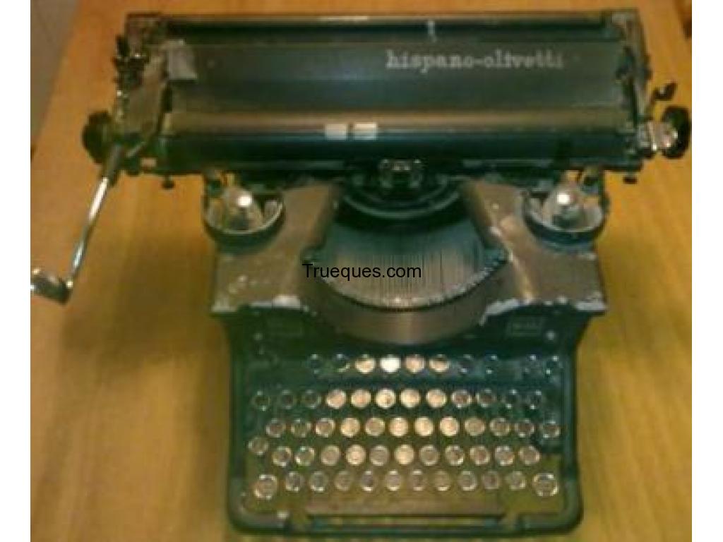 Maquina de escribir hispano olivetti m40
