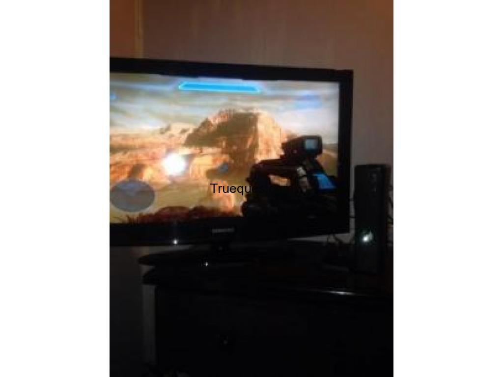 Permuto xbox slim 360 con disco duro de 1tra con 120 juegos