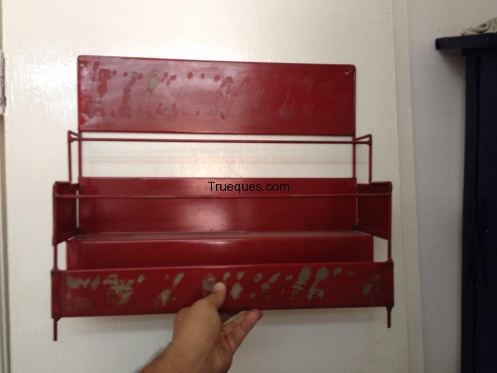 Exhibidores de metal