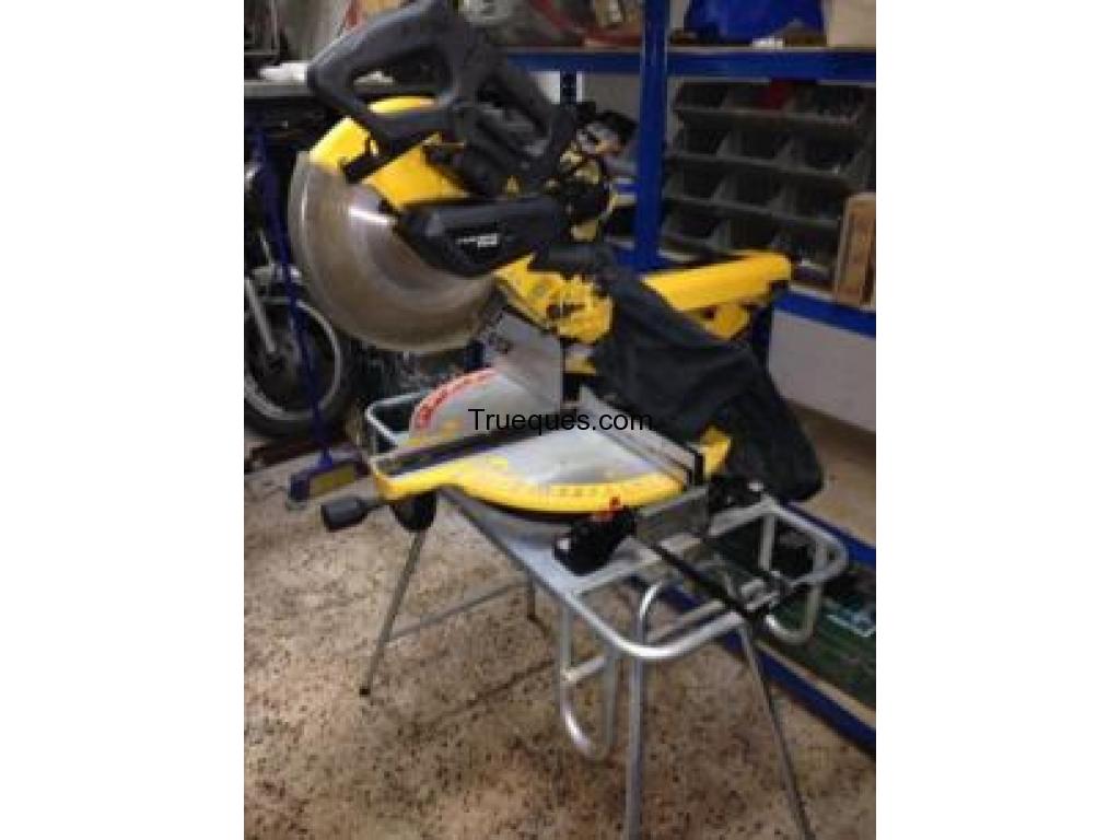 Ingleteadora telescopica con carro