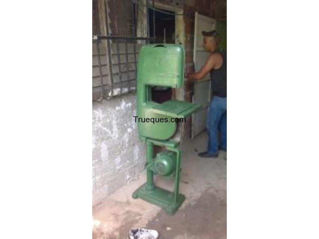 Maquinas carpinterias sierra cinta