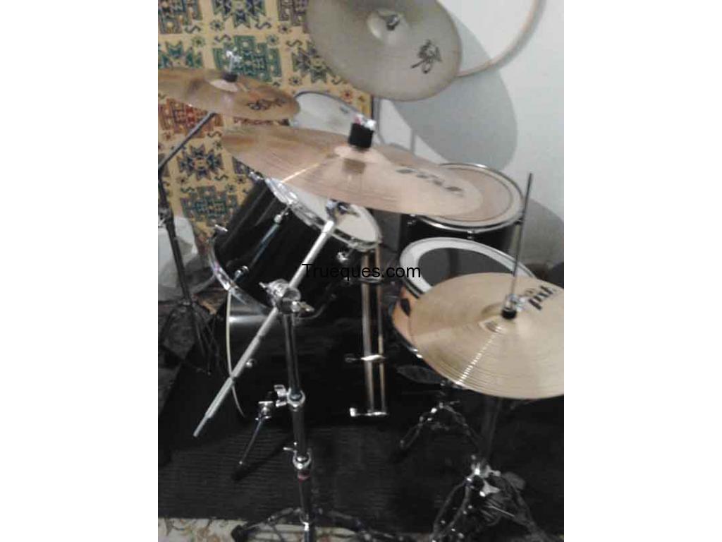 Bateria acustica mapex serie q por electronica