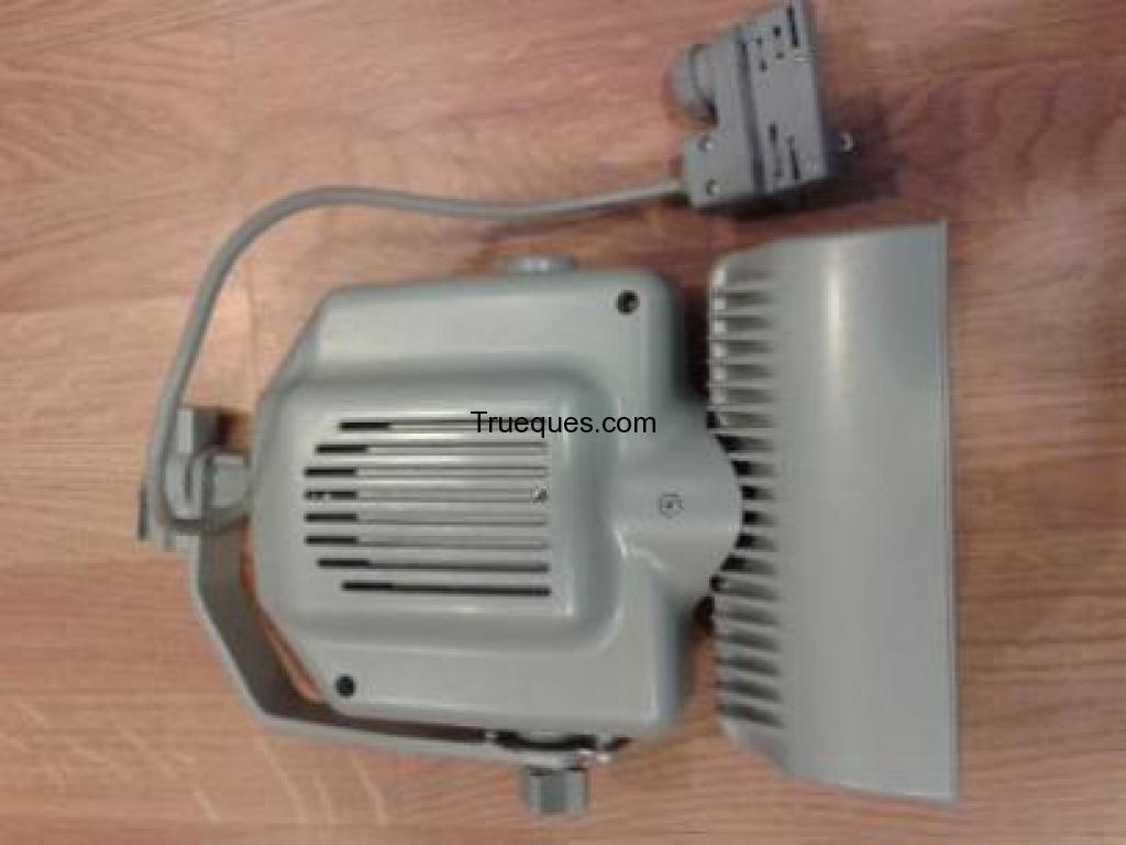 Cambio focos proyectores de carril