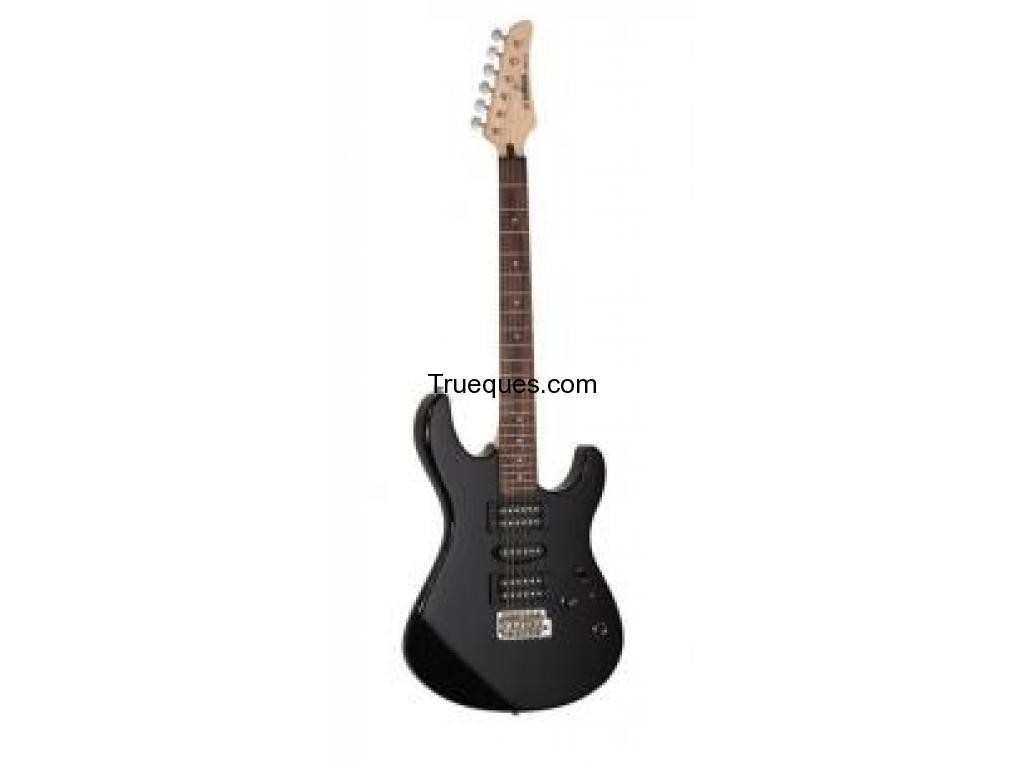 Guitarra yamaha erg121