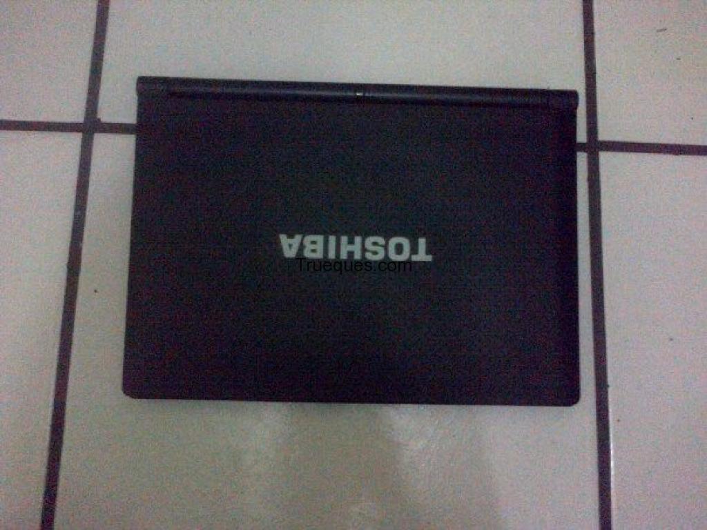 Mini laptop toshiba nb505