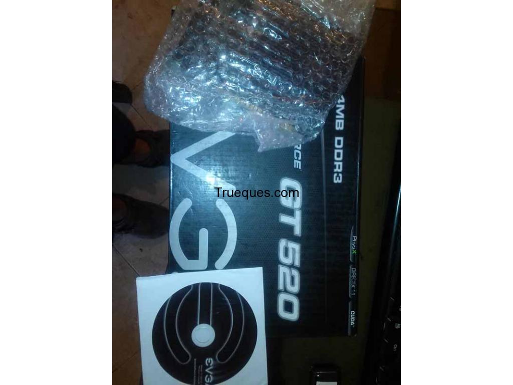 Tarjeta de video marca evga de 1024 mb ddr3 gt 520