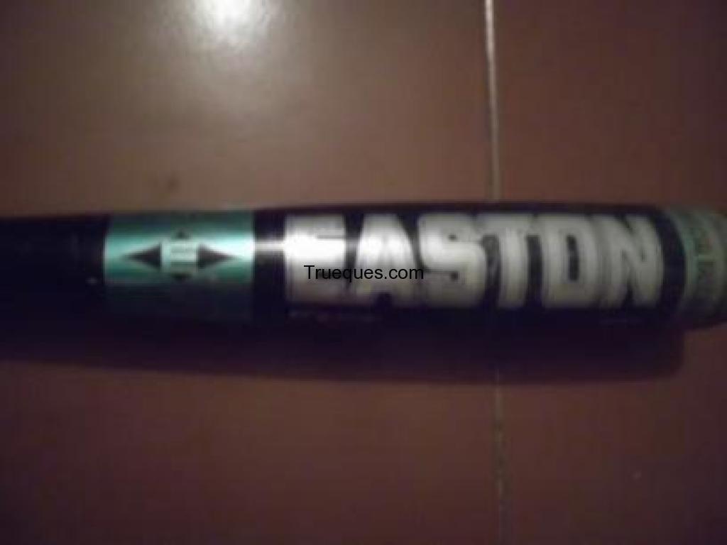 Bate de beisbol easton