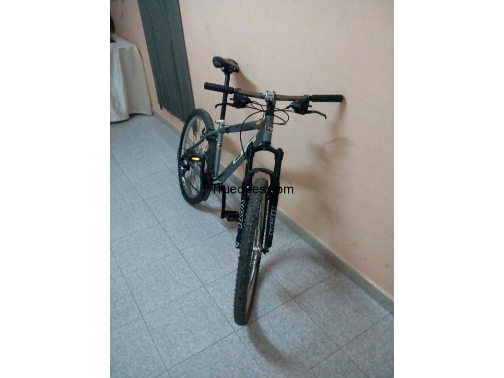 Bh ultimate line serie limitada y samsumg galaxy por coche basico