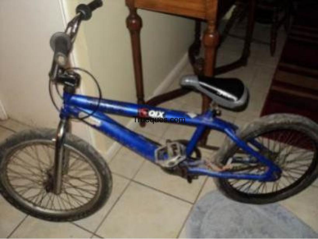 Bicibleta terk vert bmx freestyle