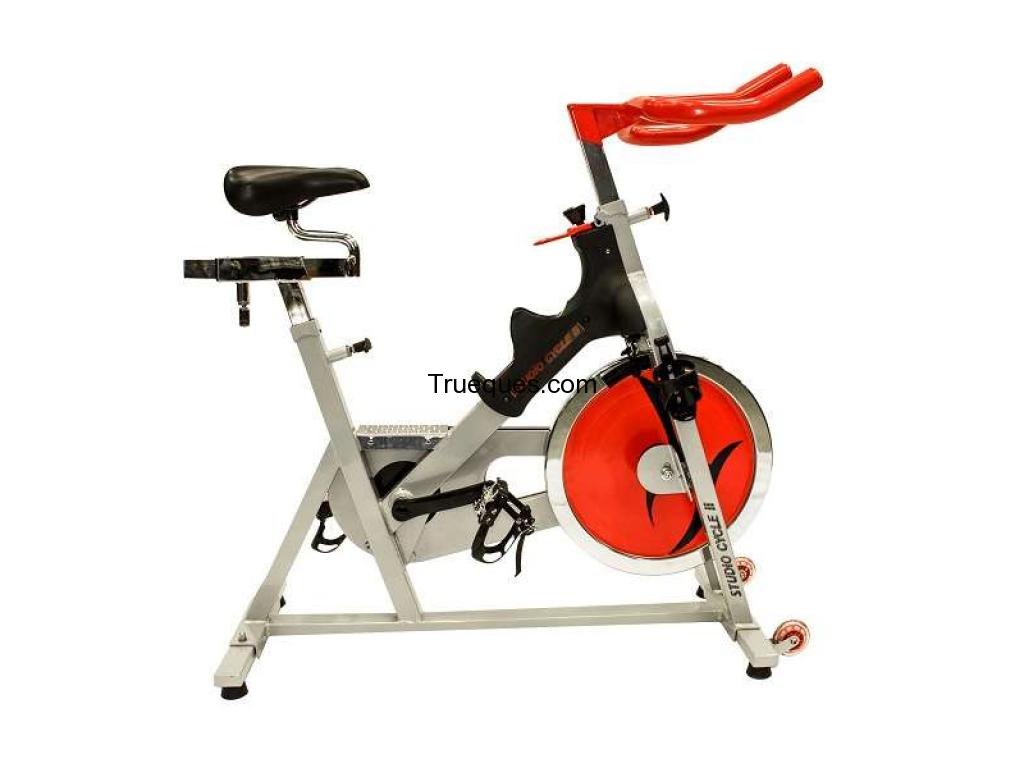 Bicicleta de spinnig gym studio ii