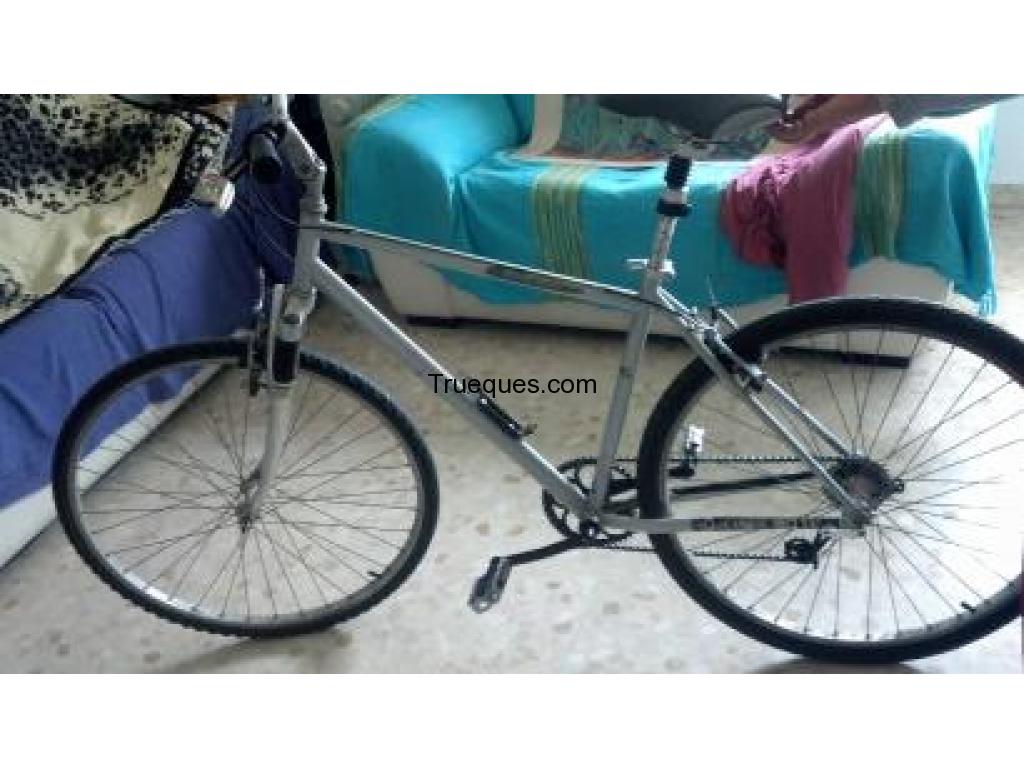 Bicicleta hibrida