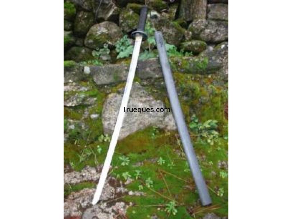 Cambio catanas viejas por