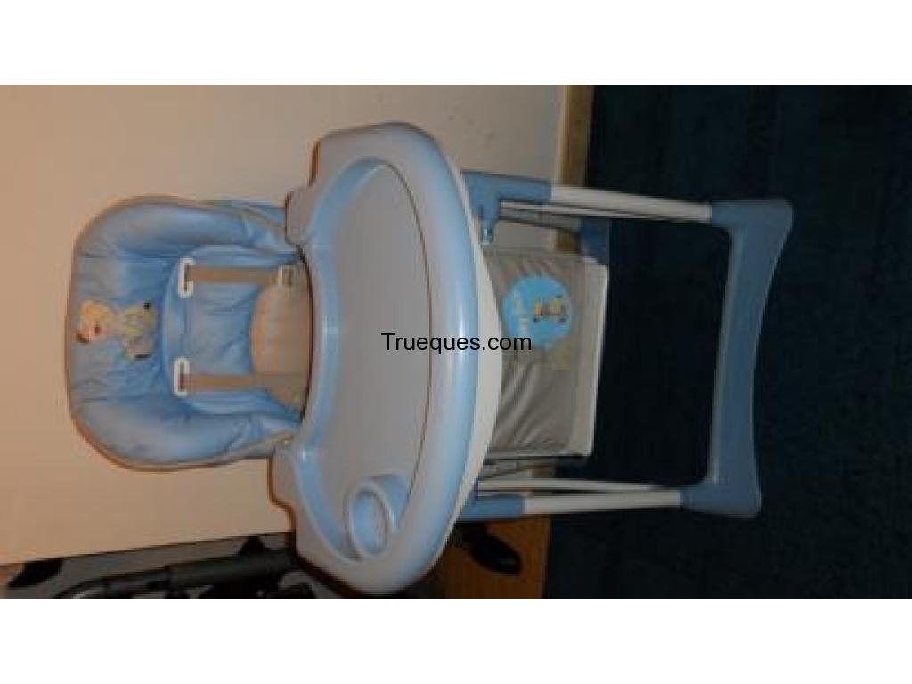 Cambio trona para comer marca voltereta