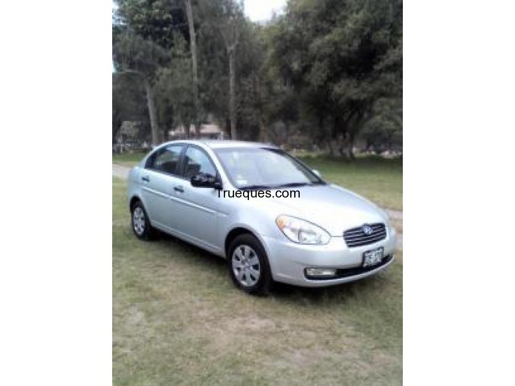 Auto hyundai accent 2010 por terreno