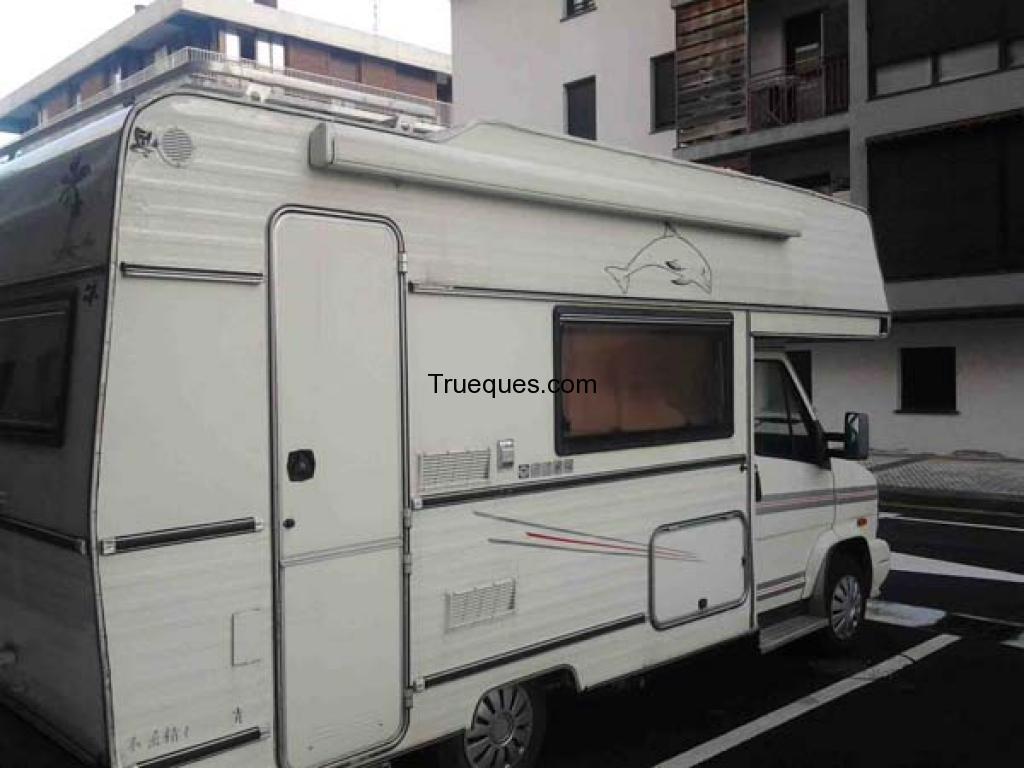 Autocaravana por furgo gran volumen
