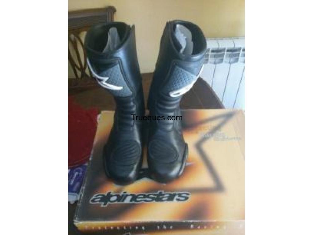 Equipacion de moto de carretera por moto de enduro