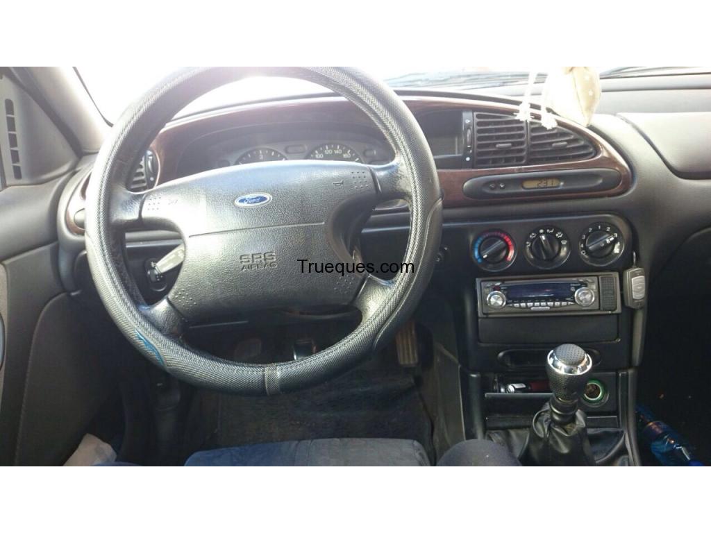 Ford mondeo td