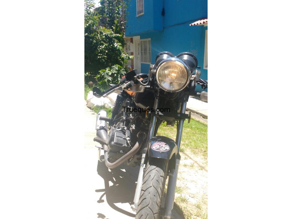 Moto bm 150 cc negro
