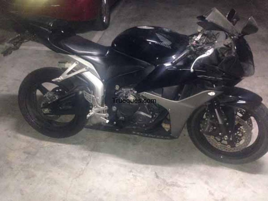Moto cbr 600 rr