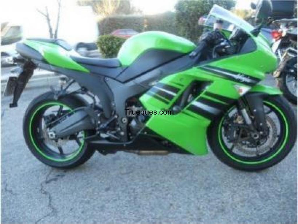 Moto por carabana o barco